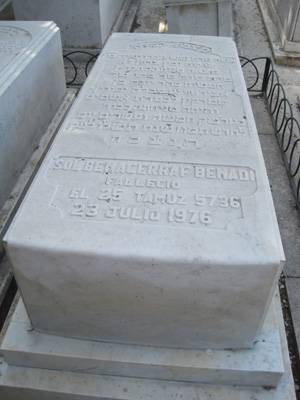 Stèle de benaceraf sol