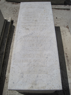 Stèle de nezry donna