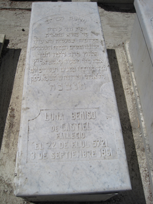Stèle de castiel luna