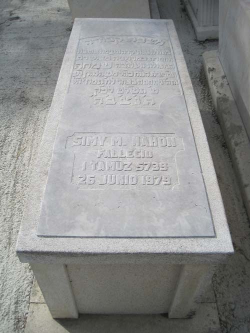 Stèle de nahon simy