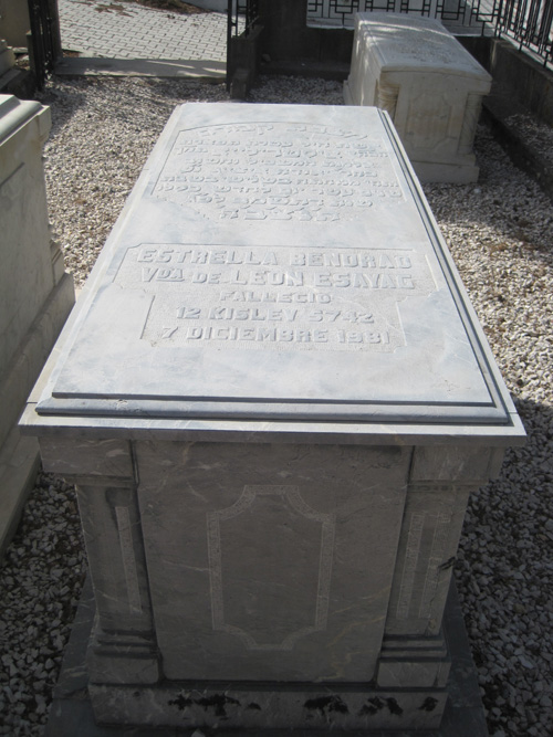 Stèle de bendrao estrella