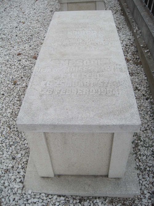 Stèle de castiel messody