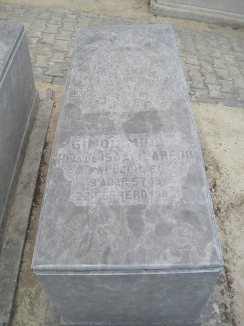 מצבת laredo gimol