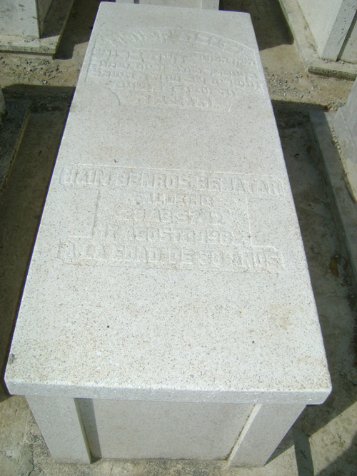 Stèle de benatar haim