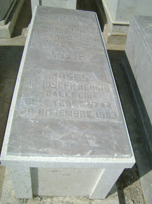Stèle de bengio moses