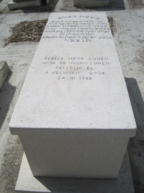 Stèle de cohen rebecca haya