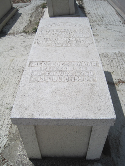 Stèle de maman mercedes