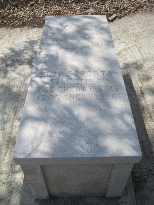 Stèle de saporta simy