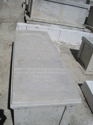 Lápide de benoliel ichoa mose