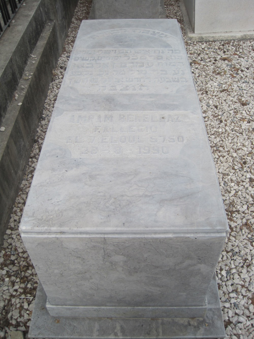 Stèle de benelbaz amram