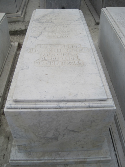 Stèle de chocron sete