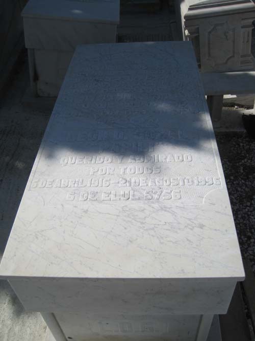 Stèle de gozal leon "papili"