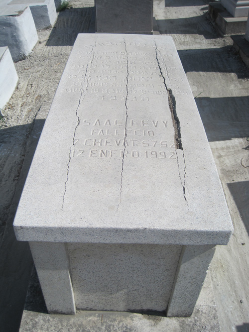 Stèle de levy isaac