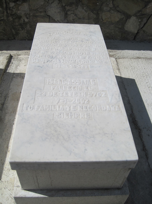 Stèle de assayag isaac