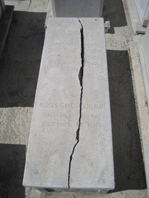 Stèle de benmergui moises