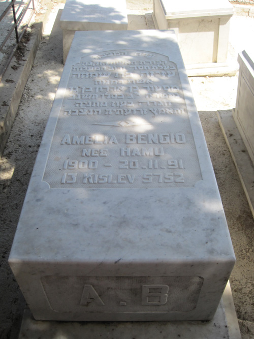Stèle de hamou amelia