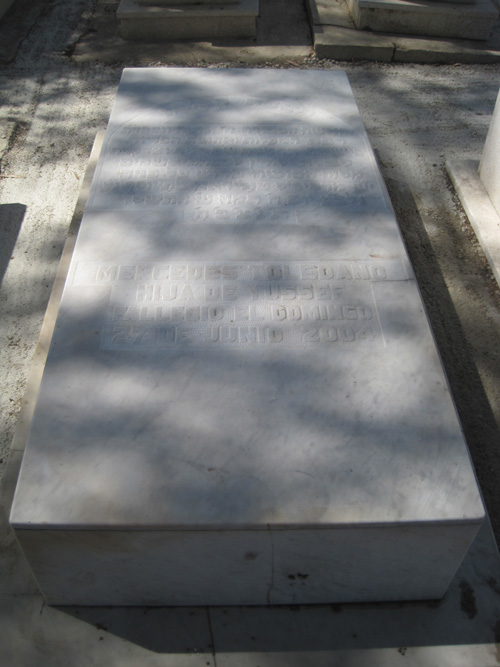 Stèle de toledano mercedes