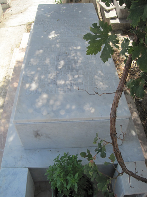 Stèle de nahon bergel bidi