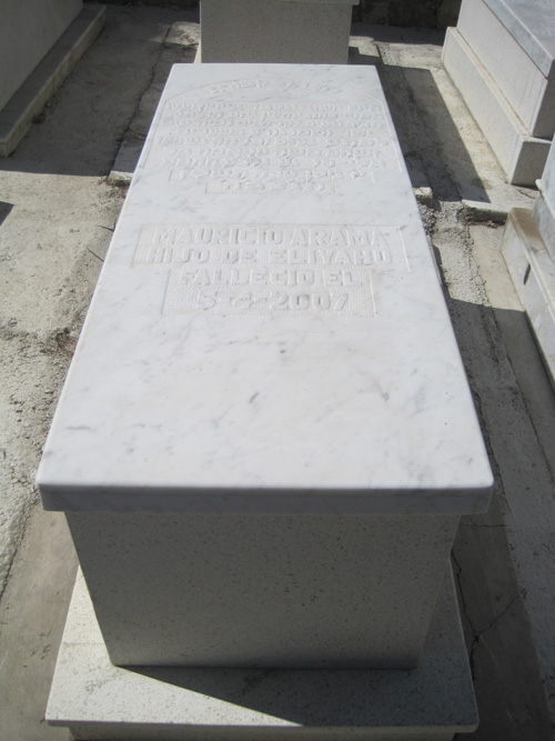 Stèle de arama mauricio