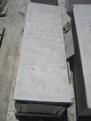 Stèle de benudiz alberto