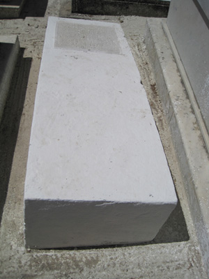 Stèle de benmergui isaac