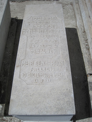 Надгробие benharbon meir