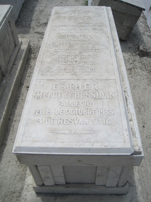 Stèle de bussidan esther