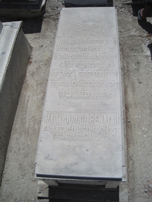Grafsteen van benatar haim yudah