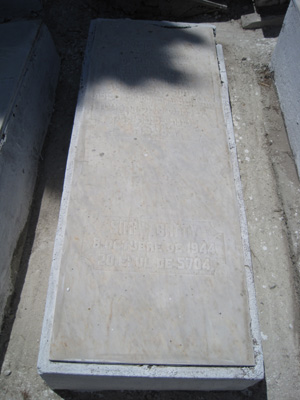 Stèle de labraty simy