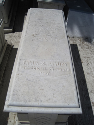 Stèle de maudy yamin