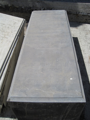 Stèle de nahon sol