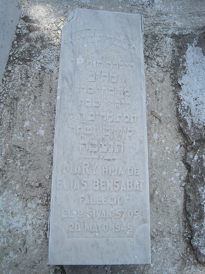 Stèle de bensabat marie