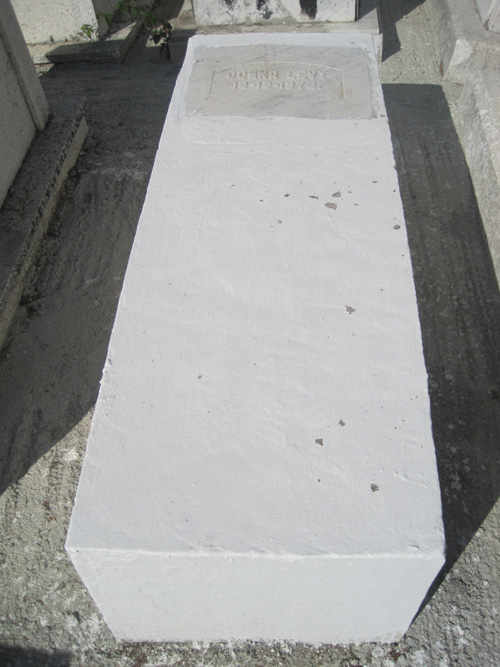 Stèle de levy donna