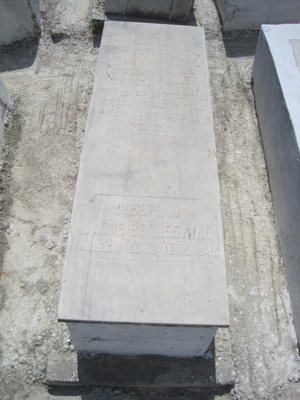 Lápide de benassayag joseph