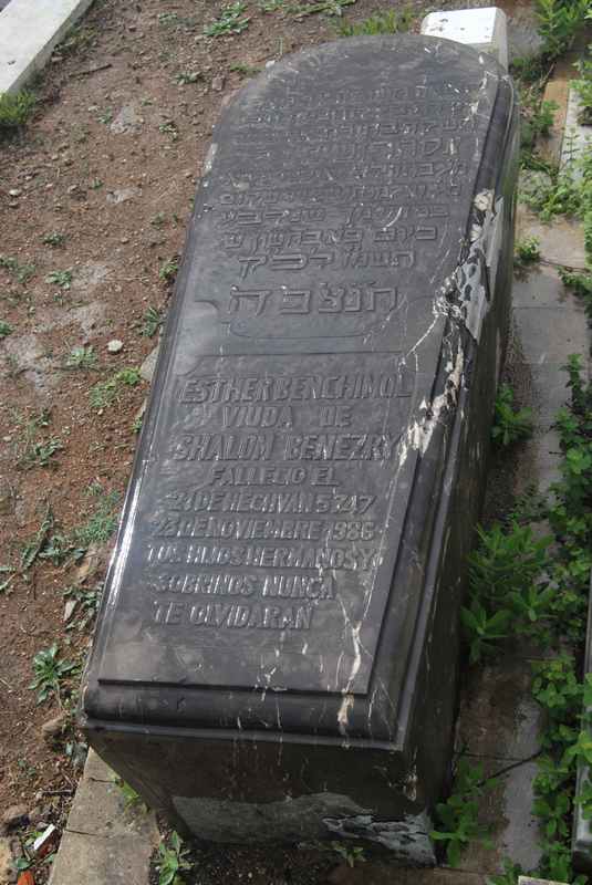 Estela de benezry esther