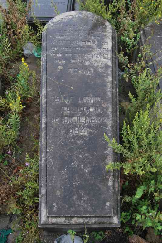 Stèle de acrich isaac