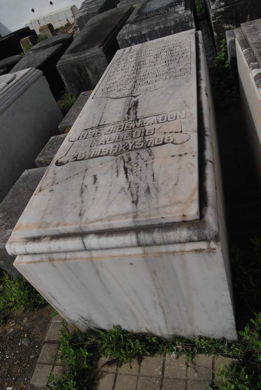Estela de benzadon jose