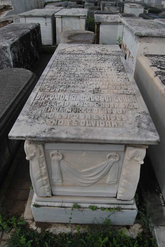 מצבת emergui cohen salomon
