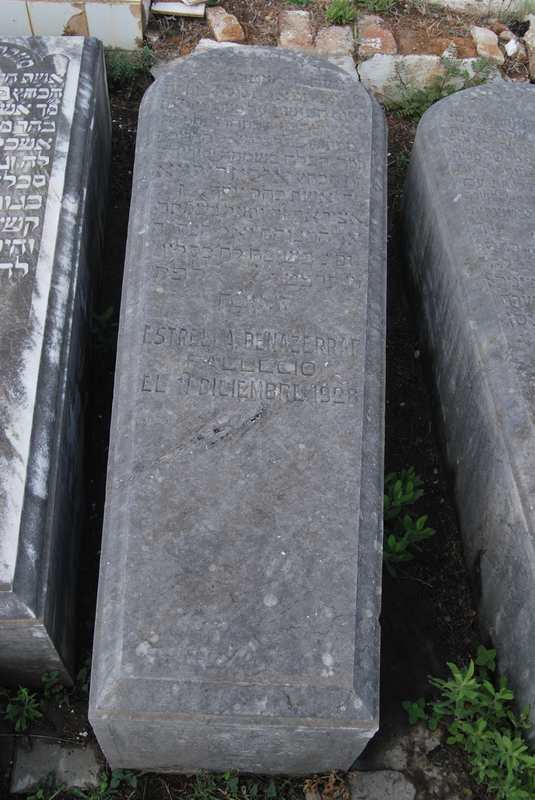 Estela de benazerraf estrella