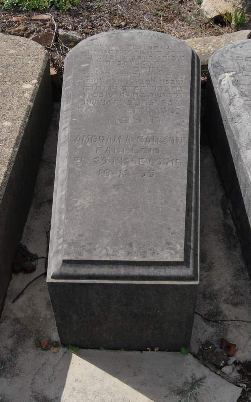 garzon abraham fejfája
