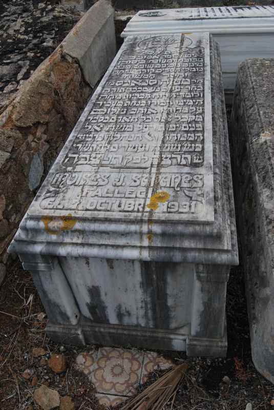 sananes moises fejfája