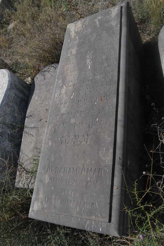 מַצֵּבה פון amar abraham