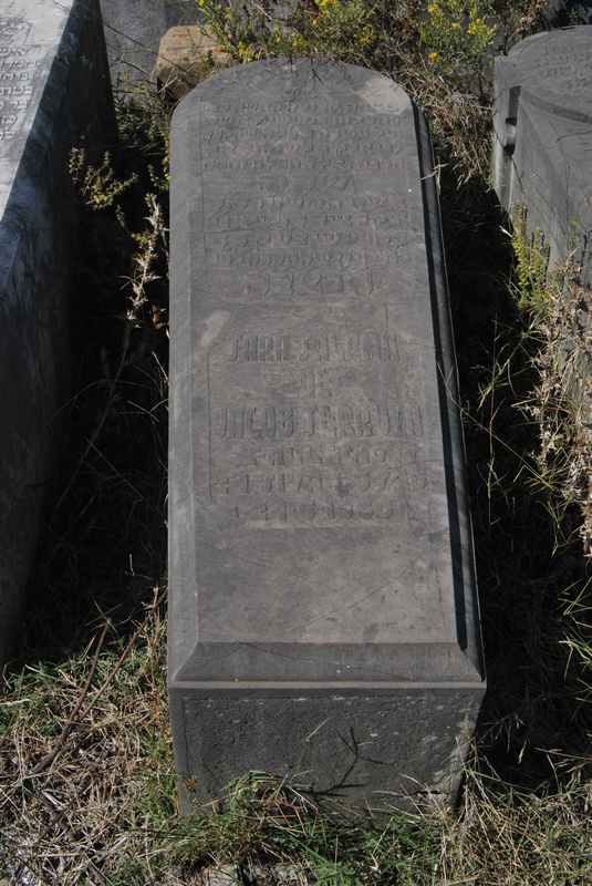 serruya sara fejfája