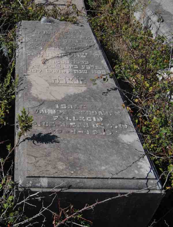 wahnon bendahan isaac fejfája