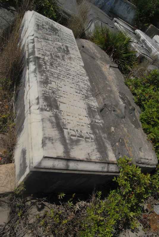 benmergui moises का स्मारक