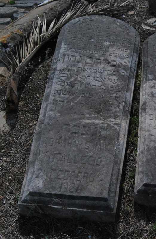Lápide de nahon abraham