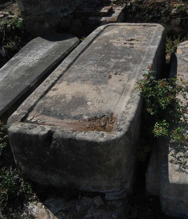Lápide de cohen mazaltob