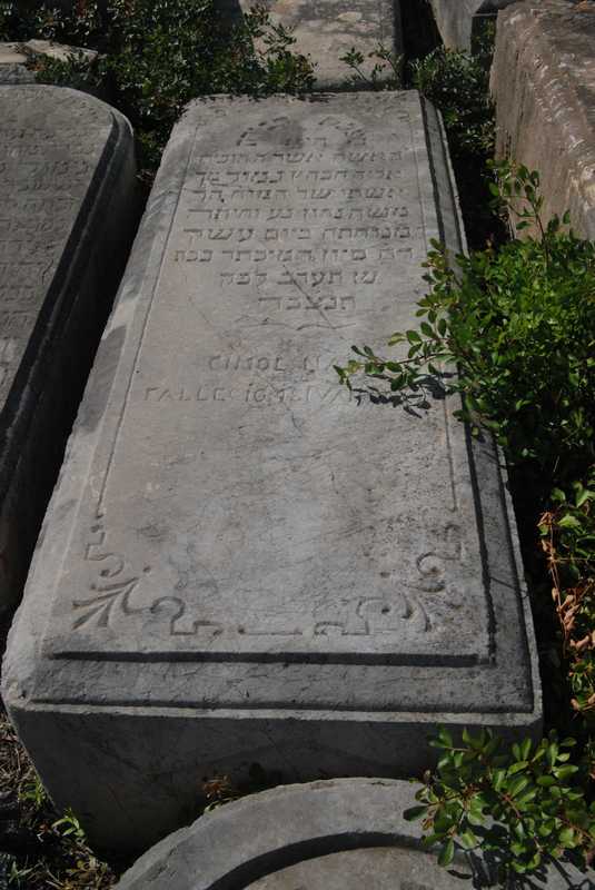 Lápide de nahon gimol