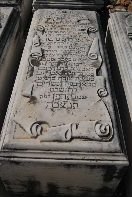 garzon abraham fejfája